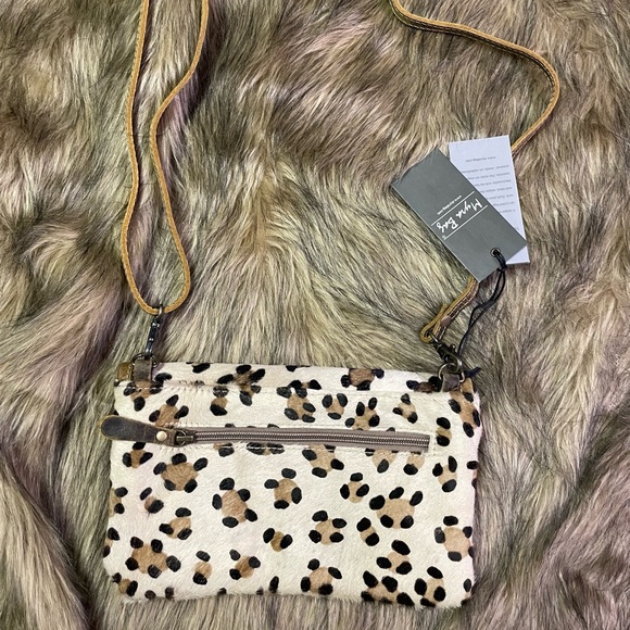 NWT leopard print genuine hair on hide and leather - Picture 2 of 3